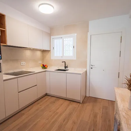 Hanibal Poniente בנידורם